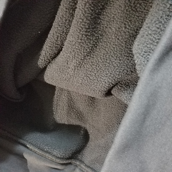 Under Armour Men's Medium Black Hoodie Realtree Camo Hunting M Loose Sweatshirt - Picture 7 of 10